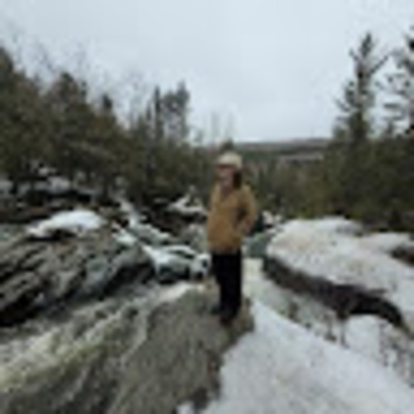 Meet your Posher, Ekiel - Picture 1 of 1